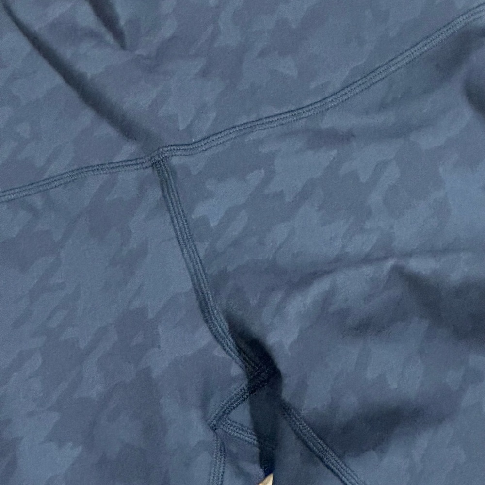 Brand New Lululemon Wunder Train Leggings - Picture 4 of 14